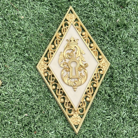 Vintage Dart Syroco Gold Diamond Lock & Key Wall Plaques No. 4271 - Picture 5 of 11